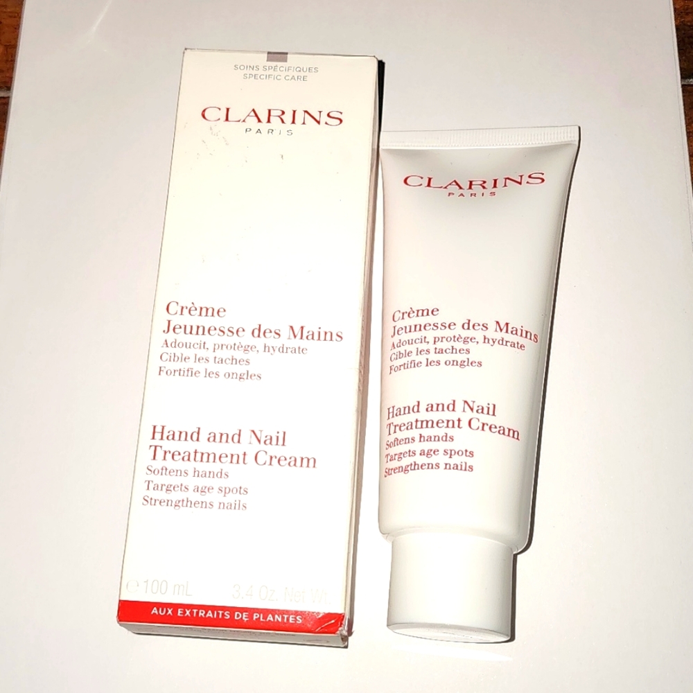 Clarins hand and nail treatment cream